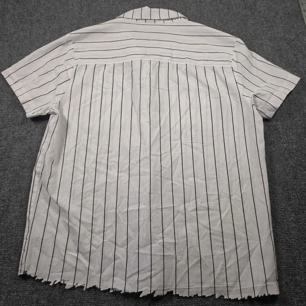 Aeropostale Chevy Corvette Pinstripe Button Down Men's Small – Cropped - Picture 8 of 8